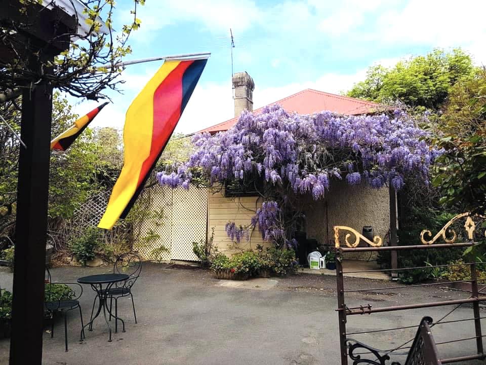 Kh&aacute;m Ph&aacute; Adelaide phần 2