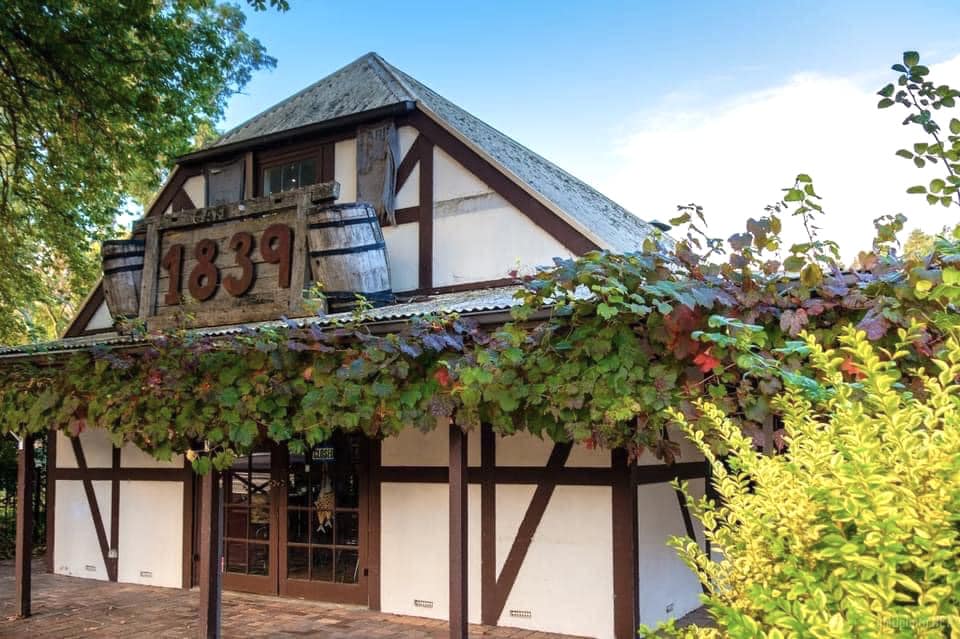 Kh&aacute;m Ph&aacute; Adelaide phần 2